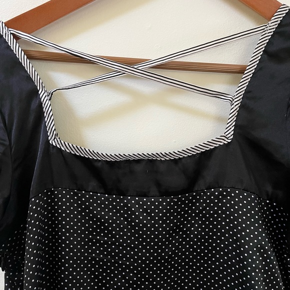 Silky short sleeve blouse - Picture 3 of 3